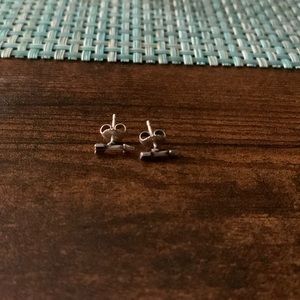 ARROW James Avery Studs